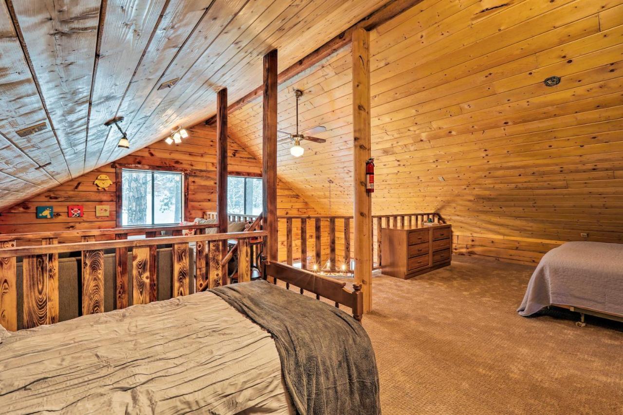 Fully Remodeled Munds Park Woodland Cabin Getaway! Exterior photo